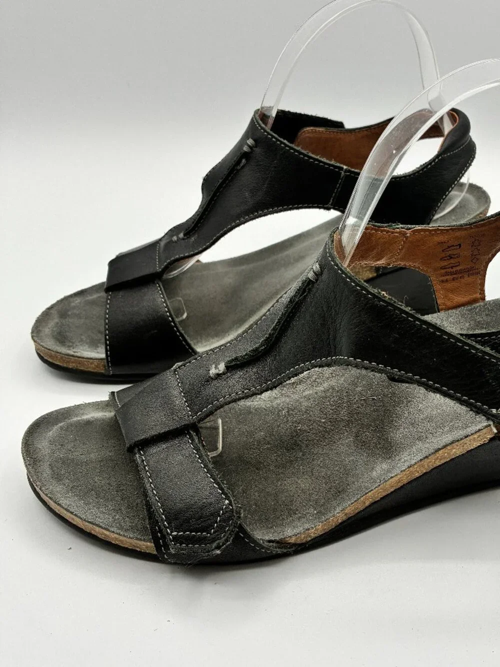 Taos Sandals Black Leather Sheila T-Strap Wedge Comfort